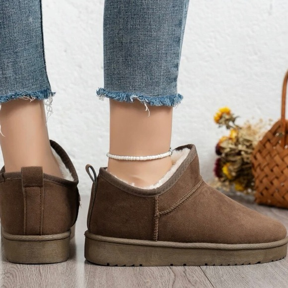 Brown Fur Lined Thermal Ankle Winter Boot - Picture 6 of 6